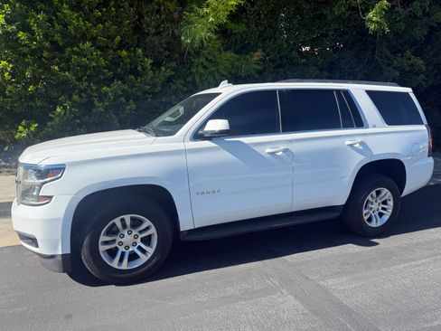 Used 2020 Chevrolet Tahoe LT RWD image 2