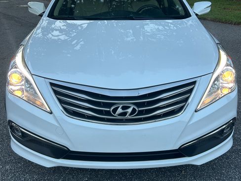 Used 2017 Hyundai Azera FWD image 1