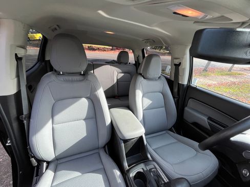 Used 2019 Chevrolet Colorado W/T w/ WT Convenience Package image 18