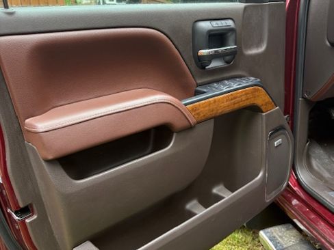 Used 2016 Chevrolet Silverado 3500 High Country w/ Duramax Plus Package AWD/4WD image 23