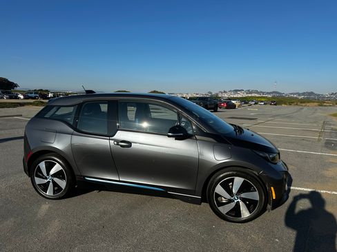 Used 2017 BMW i3 w/ Range Extender image 14