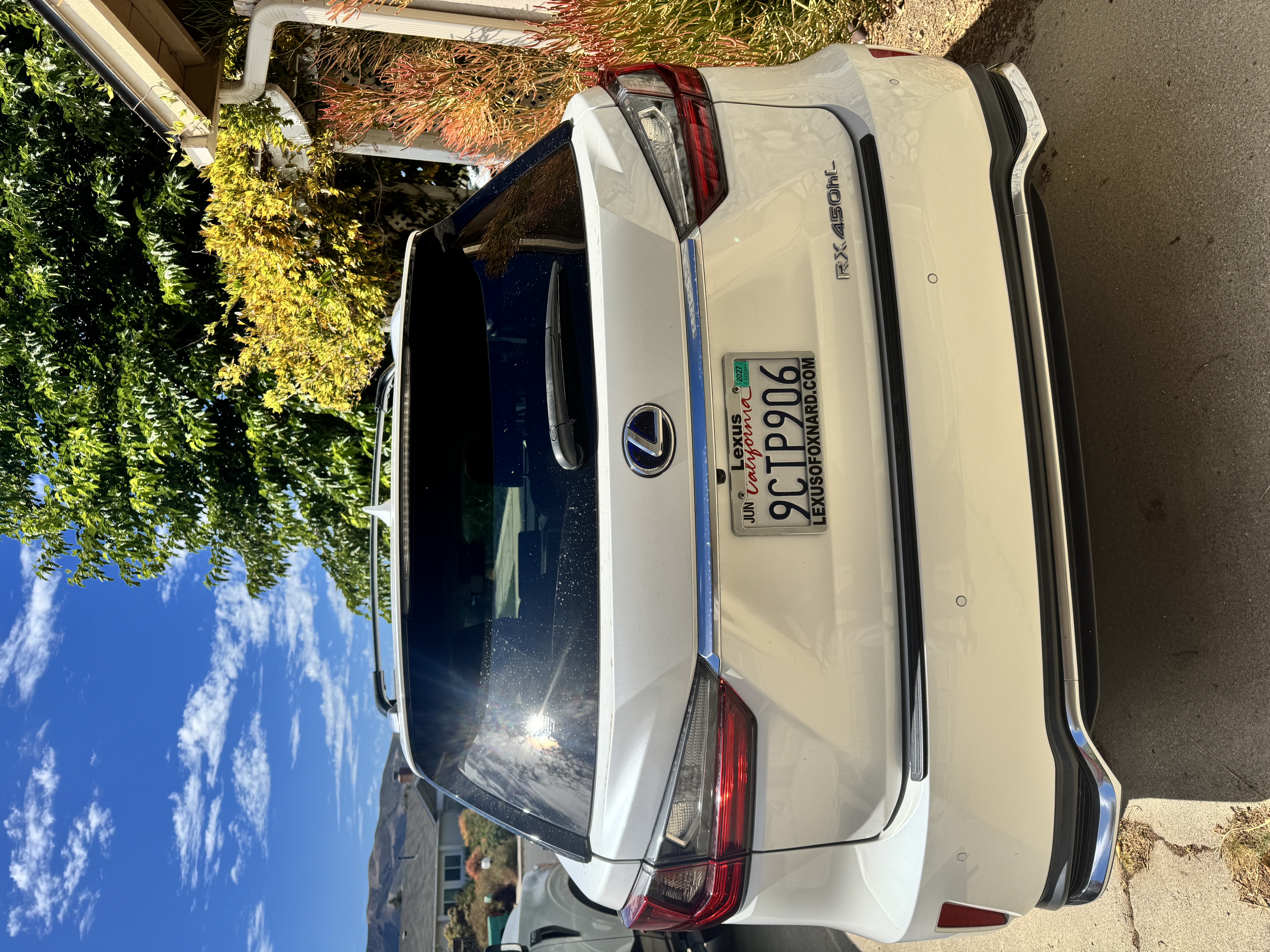 Used 2022 Lexus RX 450hL AWD w/ Premium Package image 4