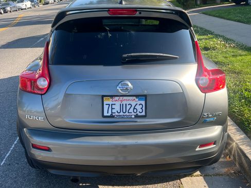 Used 2013 Nissan Juke SL w/ Sport Pkg image 9