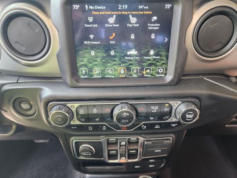 Used 2021 Jeep Gladiator Sport AWD/4WD image 17