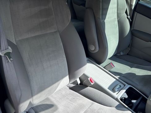 Used 2013 Honda CR-V LX image 25