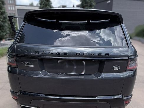 Used 2018 Land Rover Range Rover Sport Supercharged AWD/4WD image 9
