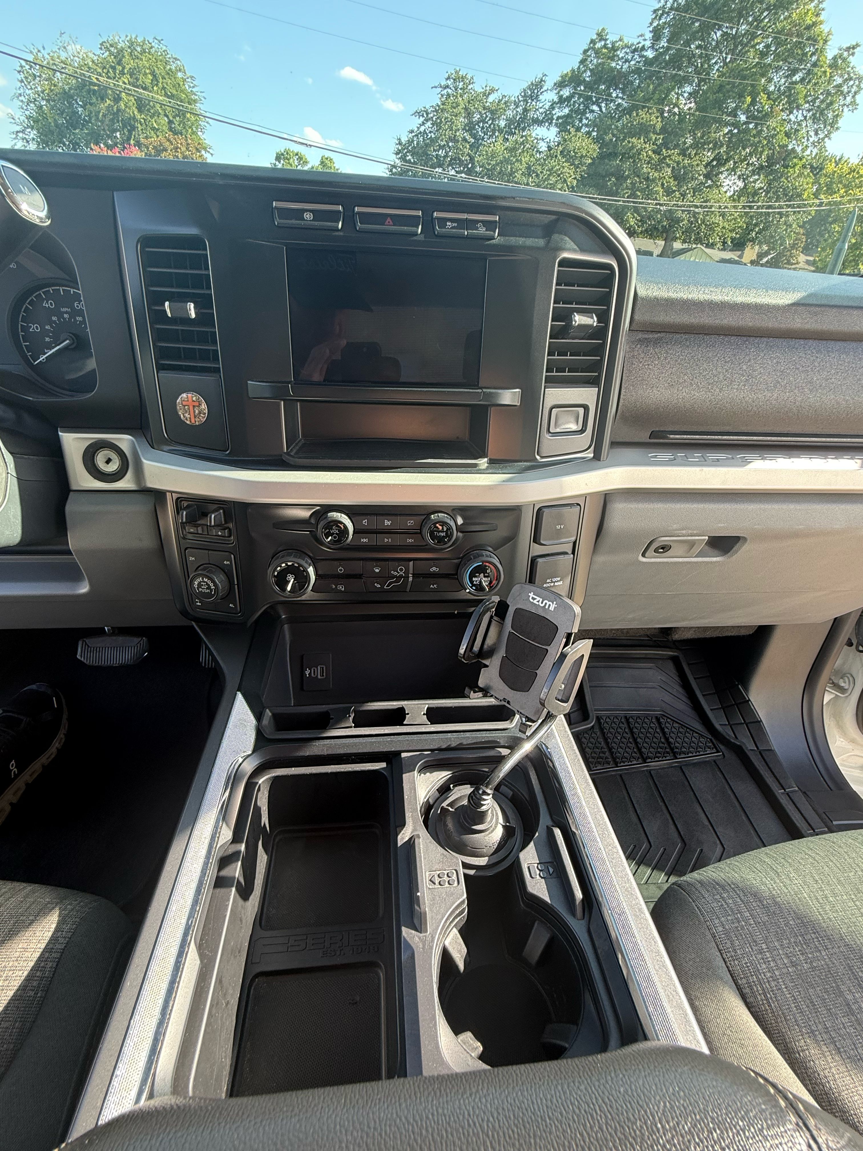 Used 2023 Ford F350 XLT w/ Tremor Off-Road Package AWD/4WD image 18