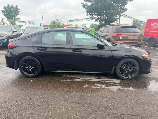Used 2023 Honda Civic Sport image 6