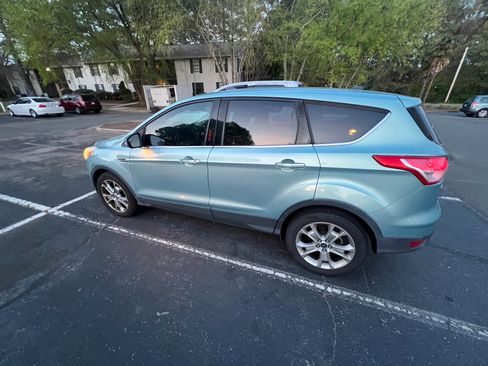 Used 2013 Ford Escape SEL FWD image 1