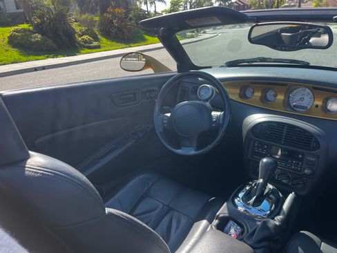 Used 2002 Chrysler Prowler RWD image 14