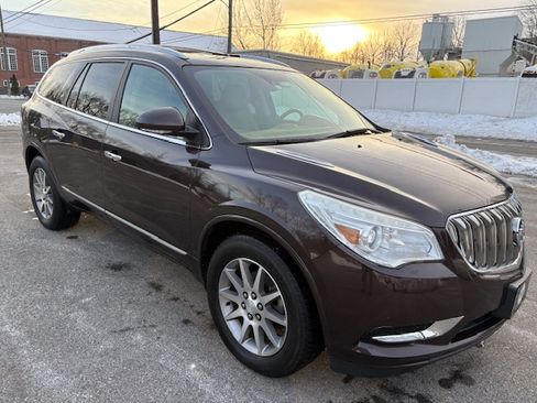 Used 2015 Buick Enclave Leather image 1