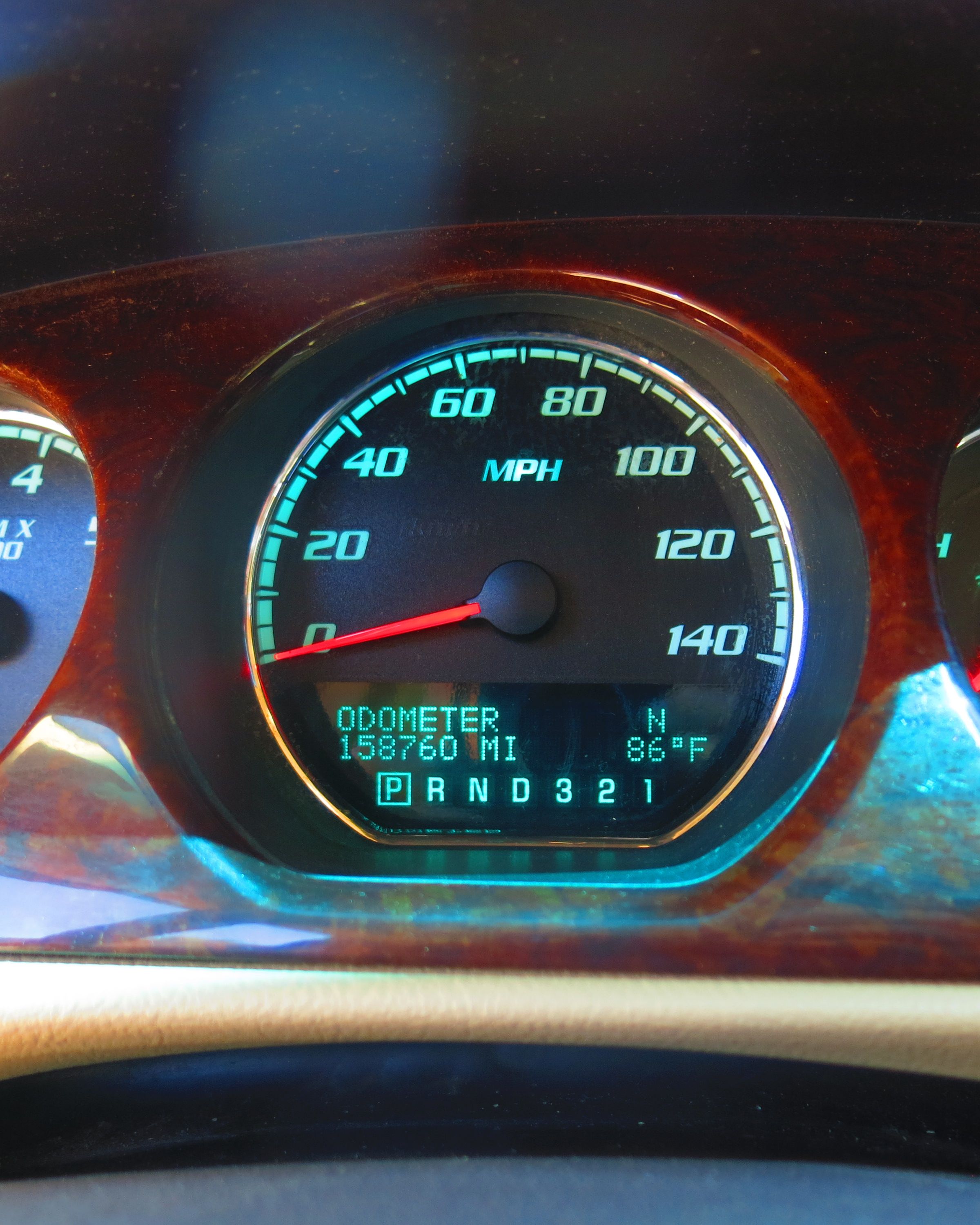 Used 2010 Buick Lucerne CXL FWD image 14