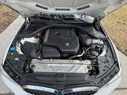 Used 2020 BMW 330i xDrive Sedan w/ Premium Package image 10