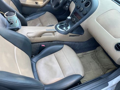 Used 2007 Pontiac Solstice Convertible w/ Premium Package RWD image 6