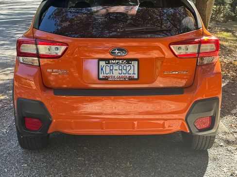 Used 2018 Subaru Crosstrek 2.0i Limited image 5