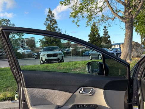 Used 2014 Honda Civic LX image 17