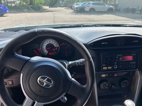 Used 2013 Scion FR-S RWD image 15