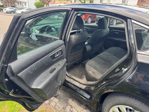 Used 2015 Nissan Altima 2.5 S w/ Power Driver Seat Package FWD image 10