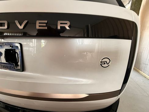Used 2024 Land Rover Range Rover SV AWD/4WD image 21
