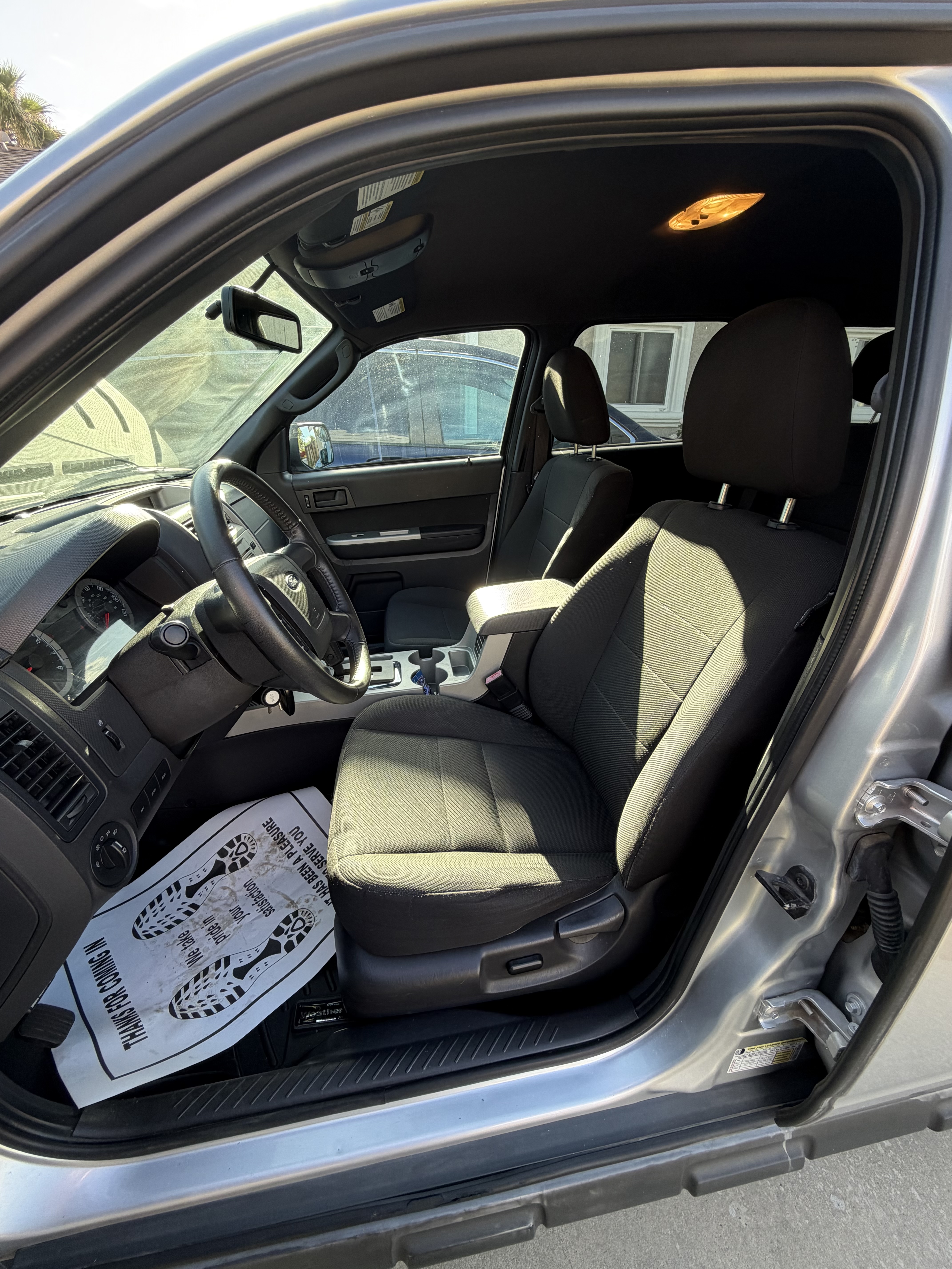 Used 2010 Ford Escape XLT FWD image 19