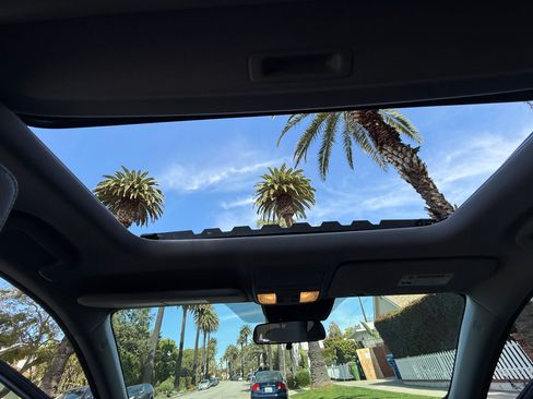 Used 2018 Honda CR-V EX image 27