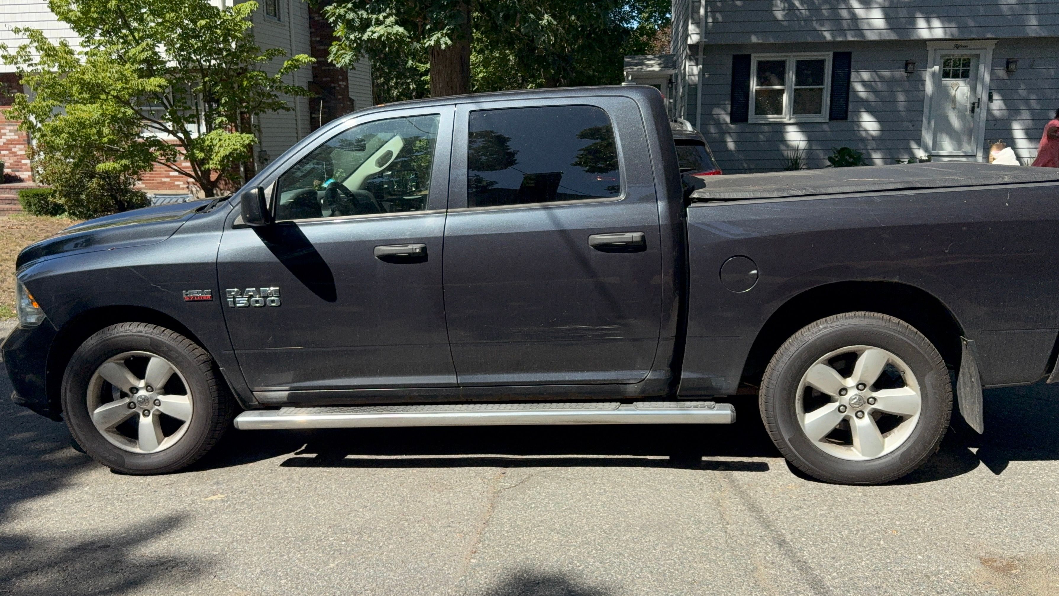 Used 2015 RAM 1500 Express AWD/4WD image 15