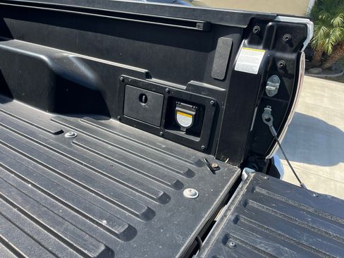 Used 2022 Toyota Tacoma TRD Sport image 14