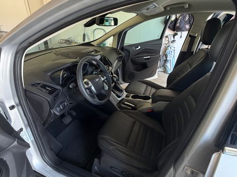 Used 2015 Ford C-MAX Energi SEL w/ Equipment Group 302A image 20