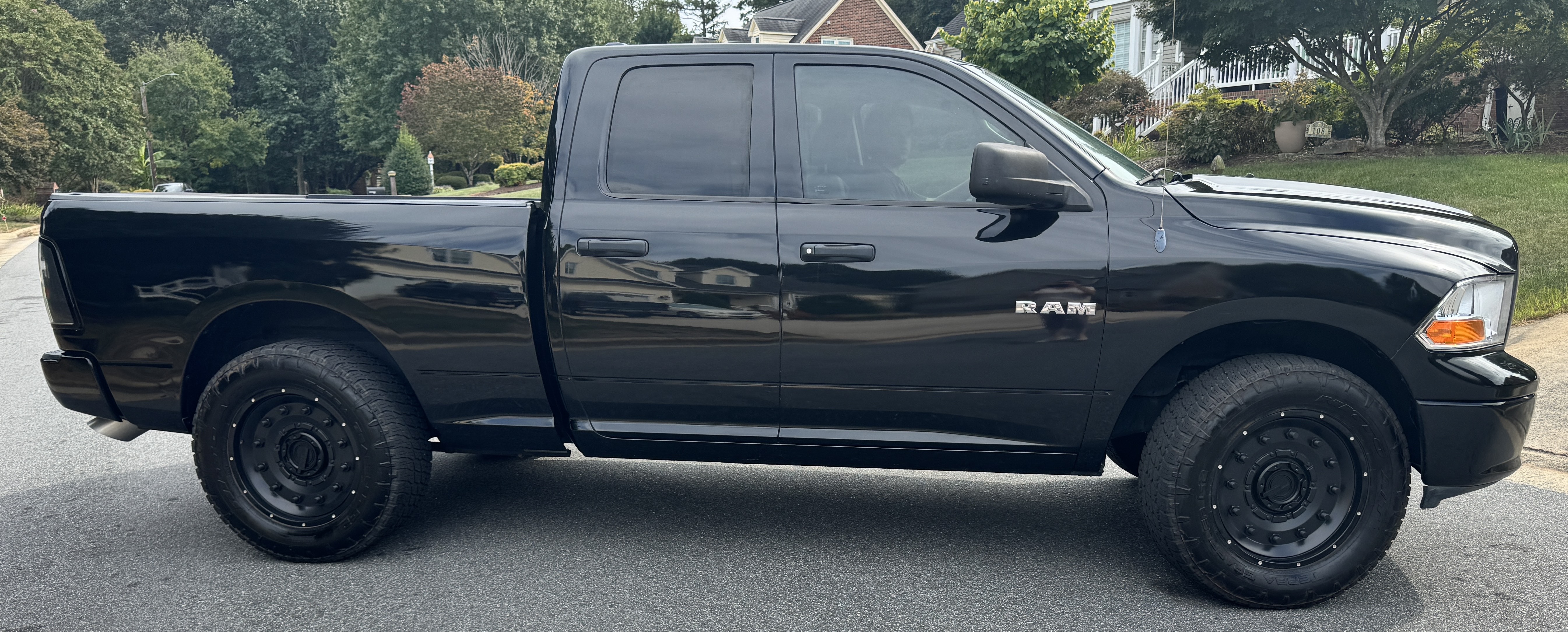 Used 2010 Dodge Ram 1500 Truck ST w/ ST Popular Equipment Group RWD image 4