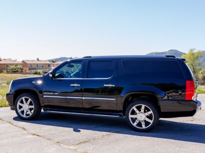 Used 2012 Cadillac Escalade ESV Luxury