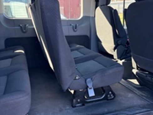 Used 2016 Ford Transit 150 XL image 10