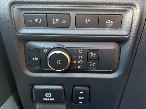 Used 2021 Ford F150 Lariat w/ Equipment Group 502A High image 13