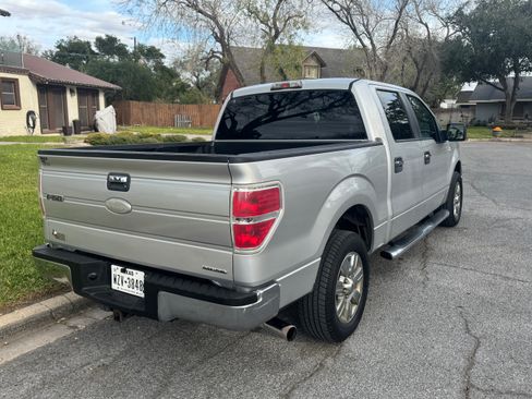 Used 2011 Ford F150 XLT w/ XLT Chrome Pkg image 6