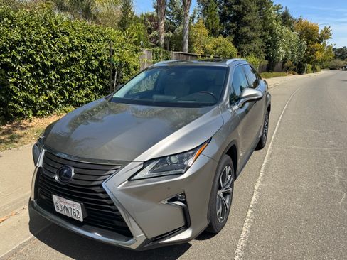 Used 2019 Lexus RX 450h AWD w/ Navigation Package image 6