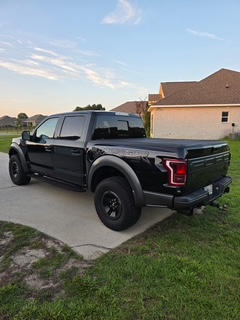 Used 2017 Ford F150 Raptor w/ Equipment Group 802A Luxury AWD/4WD image 6