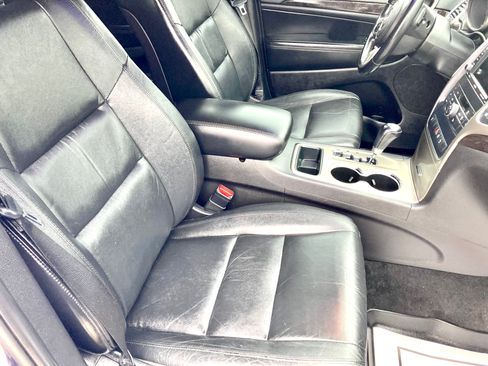 Used 2013 Jeep Grand Cherokee Laredo image 12