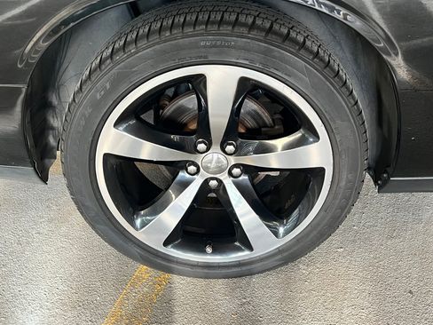 Used 2013 Dodge Challenger R/T RWD image 15