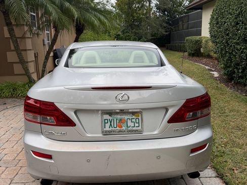 Used 2010 Lexus IS 350C image 6