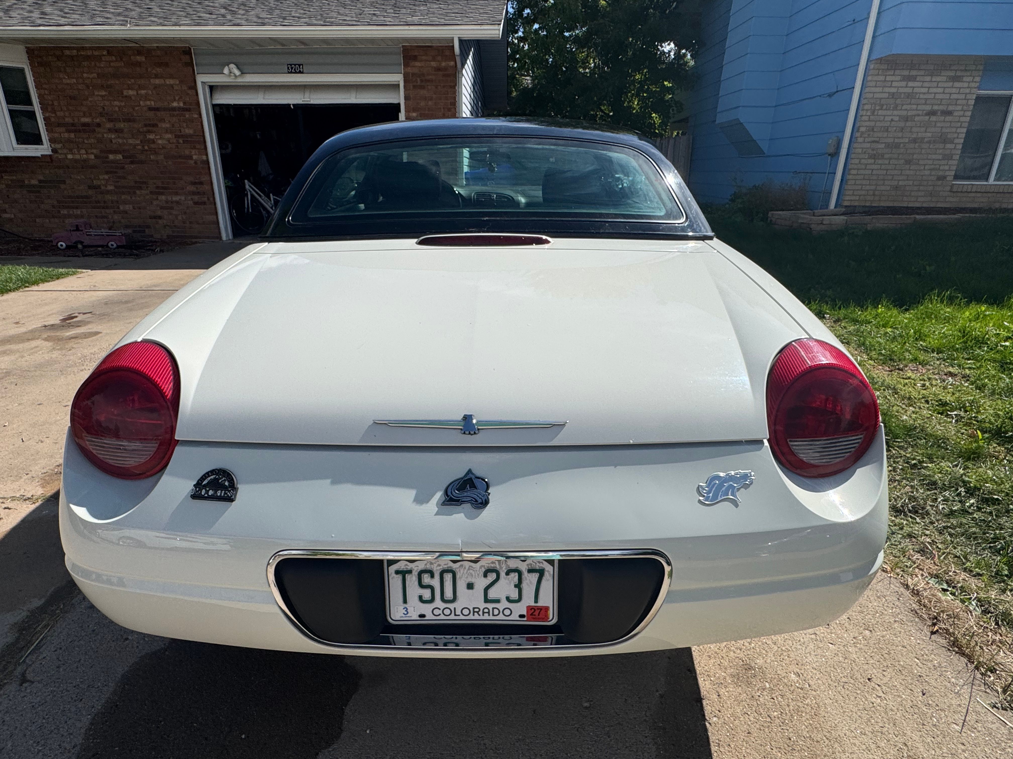 Used 2002 Ford Thunderbird RWD image 5