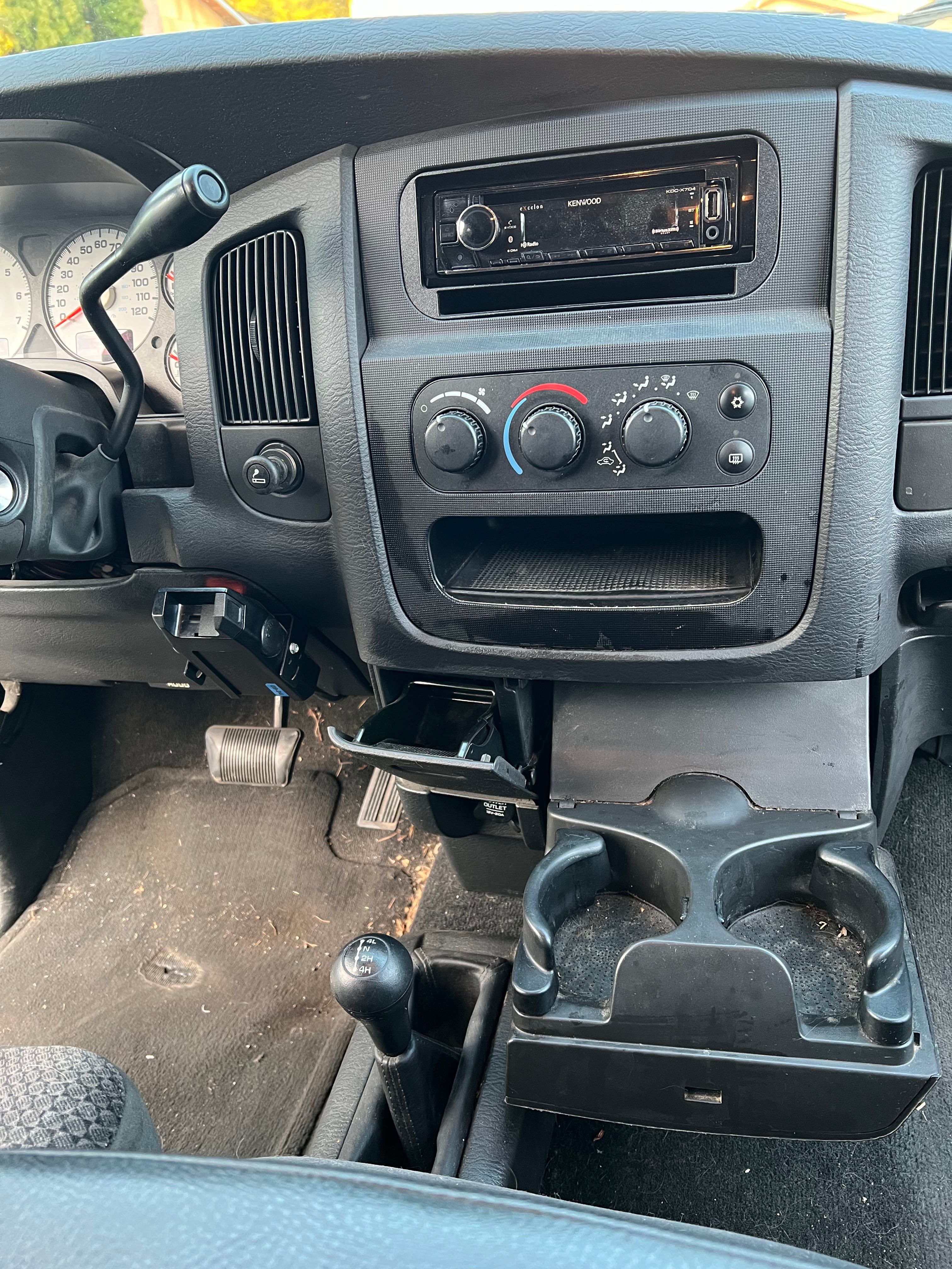 Used 2005 Dodge Ram 1500 Truck SLT w/ Sport Appearance Group AWD/4WD image 12