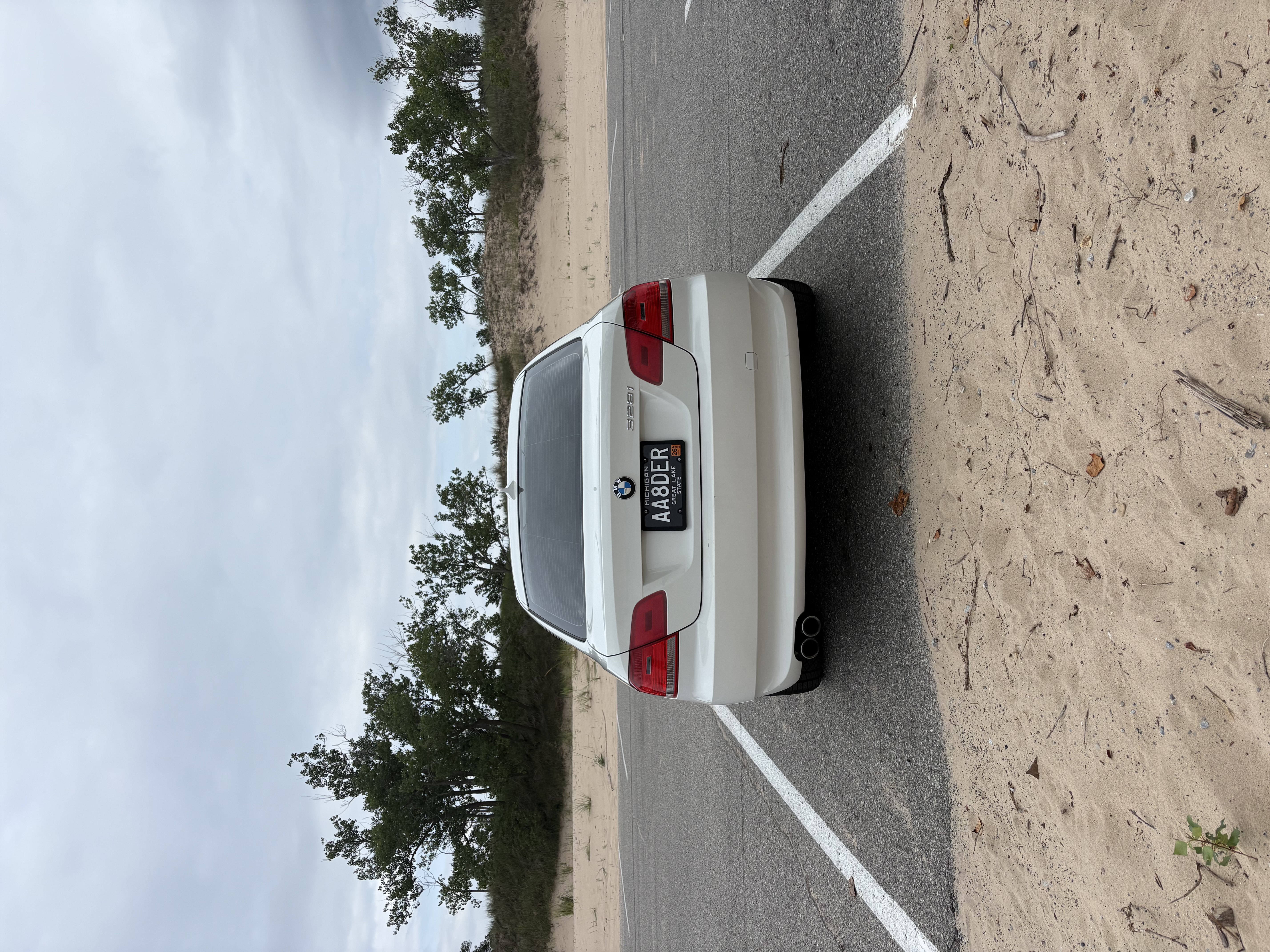 Used 2010 BMW 328i Coupe RWD image 4
