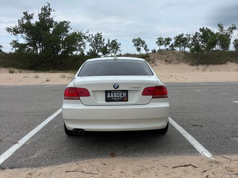 Used 2010 BMW 328i Coupe RWD image 4