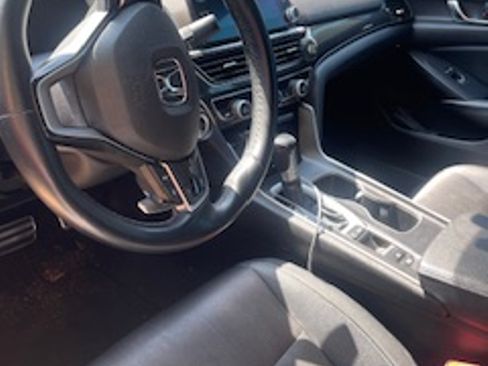 Used 2019 Honda Accord Sport image 15
