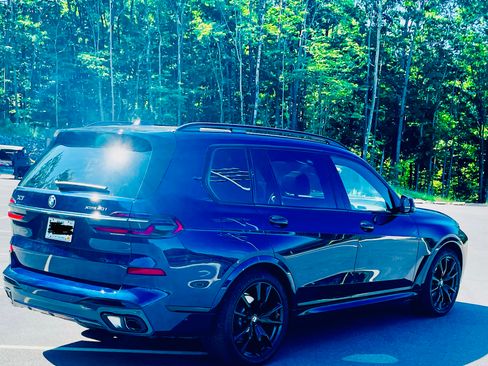 Used 2023 BMW X7 xDrive40i w/ Executive Package AWD/4WD image 8