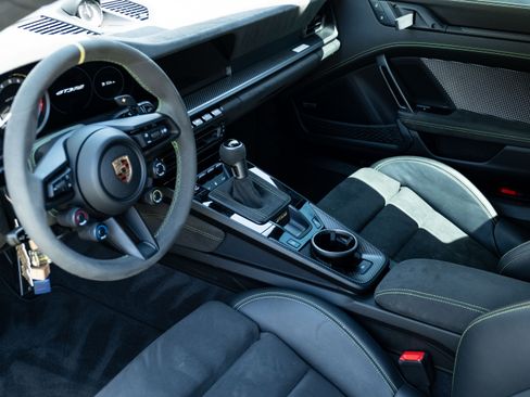 Used 2024 Porsche 911 GT3 RS RWD image 23