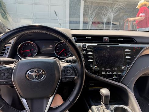 Used 2020 Toyota Camry XSE w/ Driver Assist Package FWD image 9