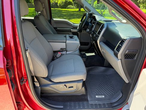 Used 2015 Ford F150 XLT w/ Equipment Group 302A Luxury AWD/4WD image 14