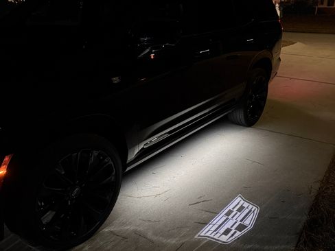 Used 2026 Cadillac Escalade Platinum Sport w/ LPO, ONYX Package image 14