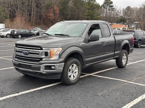 Used 2019 Ford F150 XLT image 1
