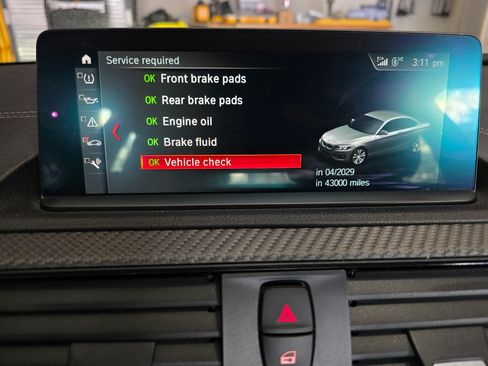 Used 2018 BMW M2 image 18